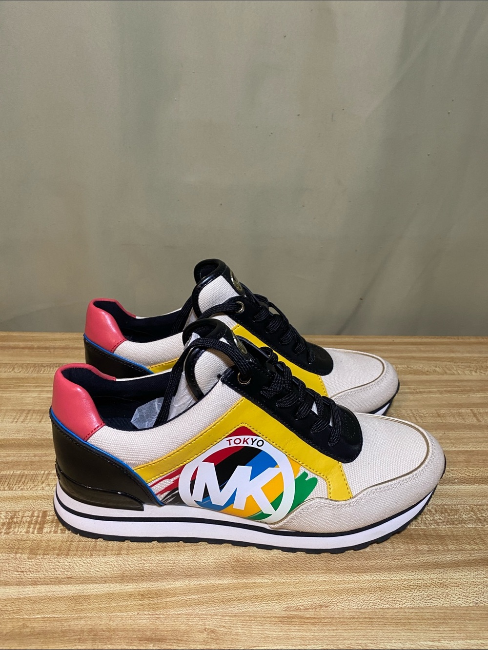 Michael Kors Maddy Trainers Tokyo Olympian MK Logo  women’s size 9M  NWOT